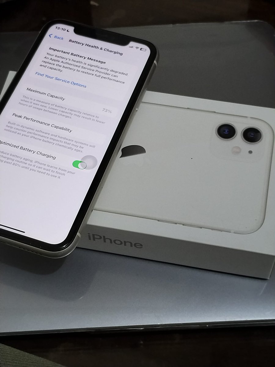 simpforandres's tweet photo. IPHONE 11 WHITE 64GB 

8,000 ONLY! [negotiable]

73% BH
No issue  
Camera not working well kinda blurry sometimes (can send u photos) 
True tone working
With box and case
W minimal screen scratches

Rfs: Upgrade 

DM FOR DEETS! 
wts lfb iphone 11 12 13 14 15 16 pro max ip11 ip ph https://t.co/n5tH8gLm6K