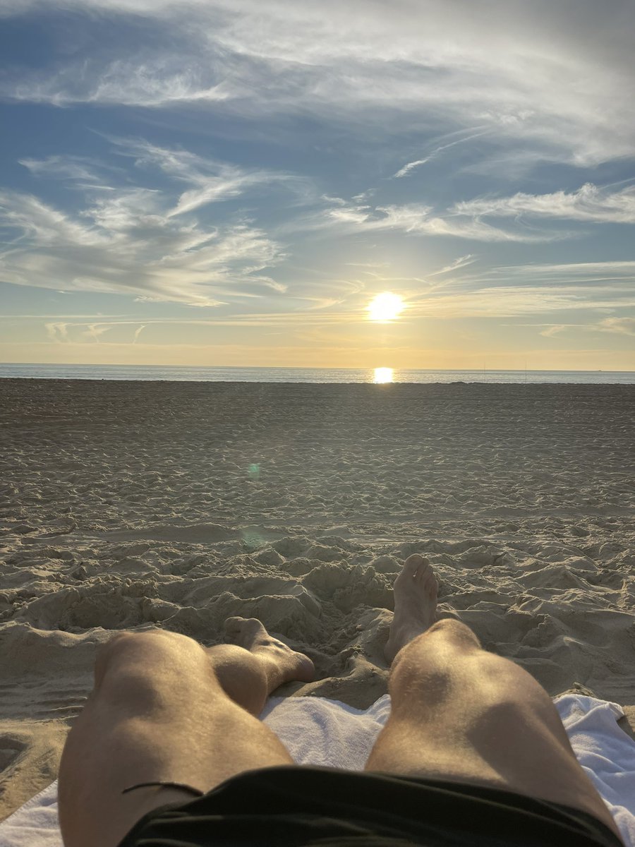 BasqueSurfer_'s tweet image. Cadíz😍