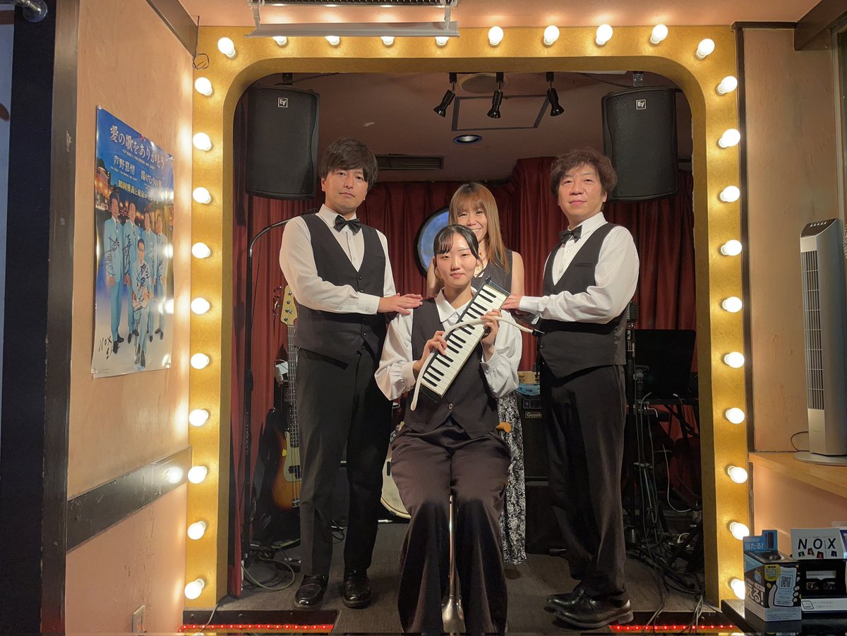 NSusukino's tweet photo. 11/4火曜日NOXオープン2466日目です。
本日も19:00から開店しています。

【このたびNOXにキーボードとして入ることになりました🎹りさです！
これからよろしくお願いします✨
川崎りさ】 https://t.co/fr1Ix3jxCy