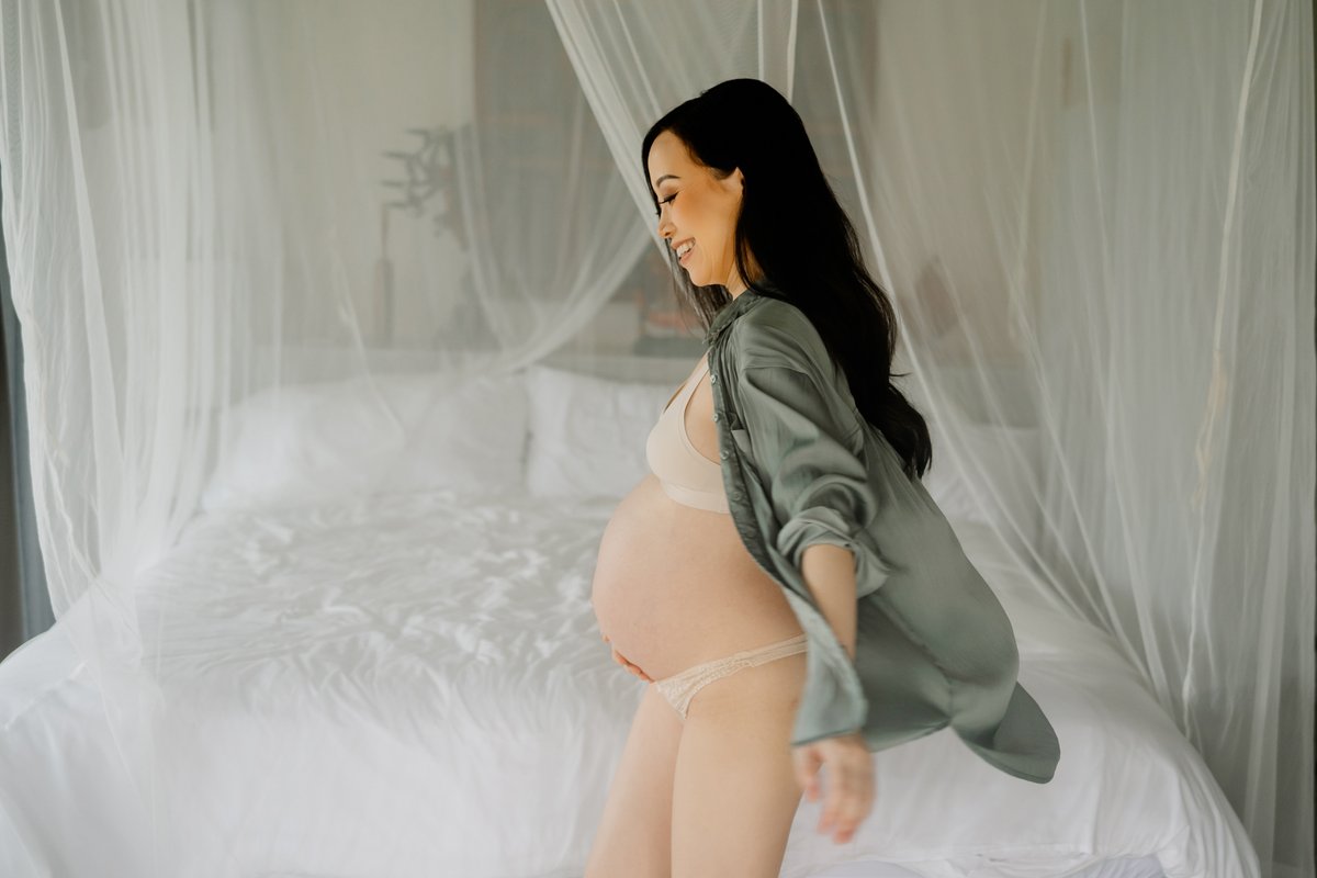 dedotphotograph's tweet image. Warm Light and Gentle Love: Angel’s Ubud Maternity Photoshoot 
dedotphotographyblog.com/2025/11/warm-l…