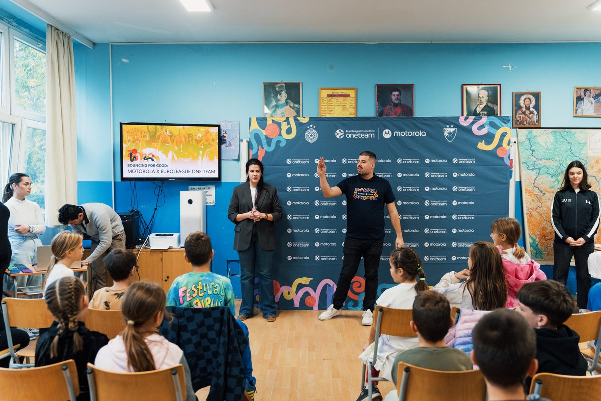 EuroLeague's tweet photo. 2 sides, 1 heart 🏀🤝
The #BouncingForGood journey kicks off in Belgrade 🇷🇸!
A day full of fun, learning, and basketball with @kkcrvenazvezda and @PartizanBC 👏
Thank you @Moto & @OTEuroleague for making these moments possible! 💪
#WeAreAllOneTeam #HelloMoto https://t.co/085mly6rDF