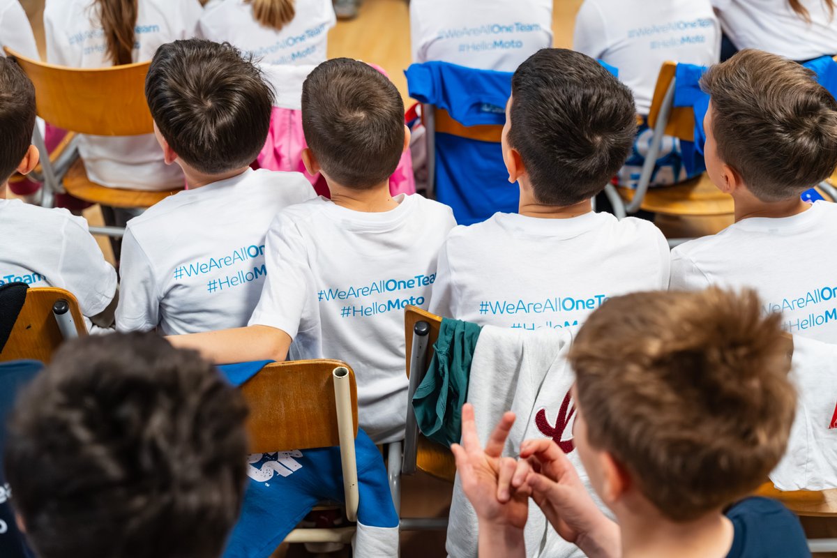 EuroLeague's tweet photo. 2 sides, 1 heart 🏀🤝
The #BouncingForGood journey kicks off in Belgrade 🇷🇸!
A day full of fun, learning, and basketball with @kkcrvenazvezda and @PartizanBC 👏
Thank you @Moto & @OTEuroleague for making these moments possible! 💪
#WeAreAllOneTeam #HelloMoto https://t.co/085mly6rDF