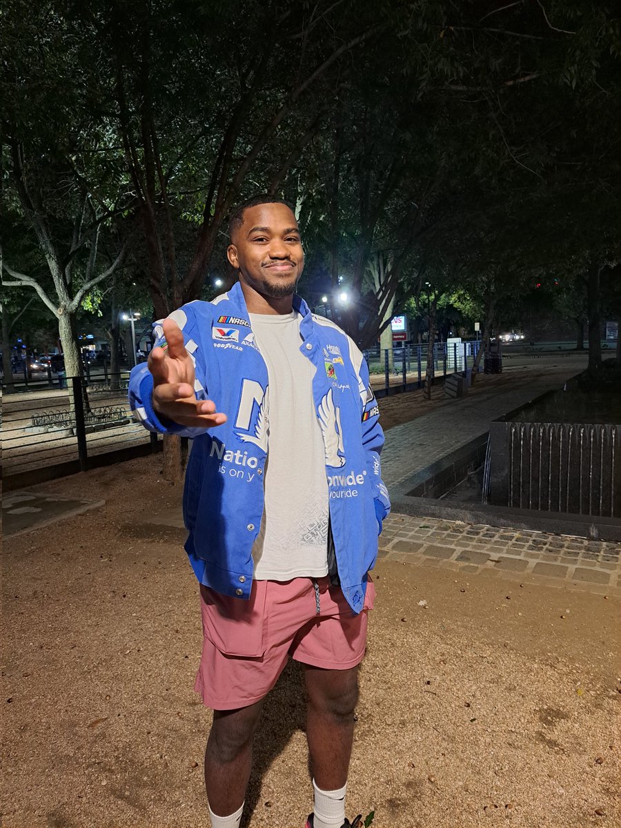 🫂🕺🏾🫂