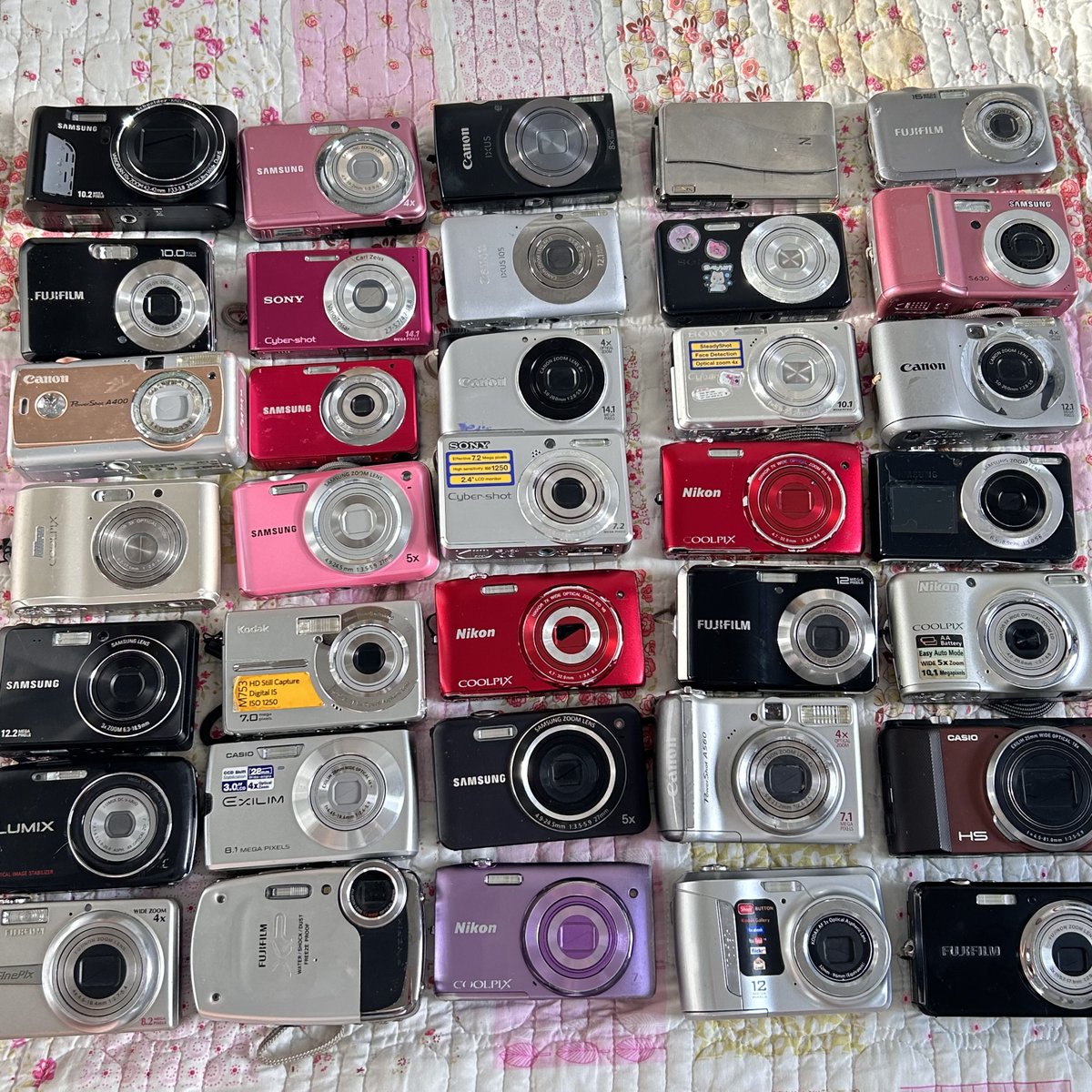 _ggoodgirll_'s tweet image. New dekdek naka ลงพรุ่งนี้ (05/11 ) 19:30  ka ราคาเริ่มหลักร้อยเท่านั้นน้า !!! 
รอบนี้เข้าจุกๆเลยคับ
📌รี+ปักลด100บาท รีบปักกันเลยน้า📌

#กล้องดิจิตอลมือสอง  #กล้องดิจิตอลเก่า  #กล้องดิจิตอล