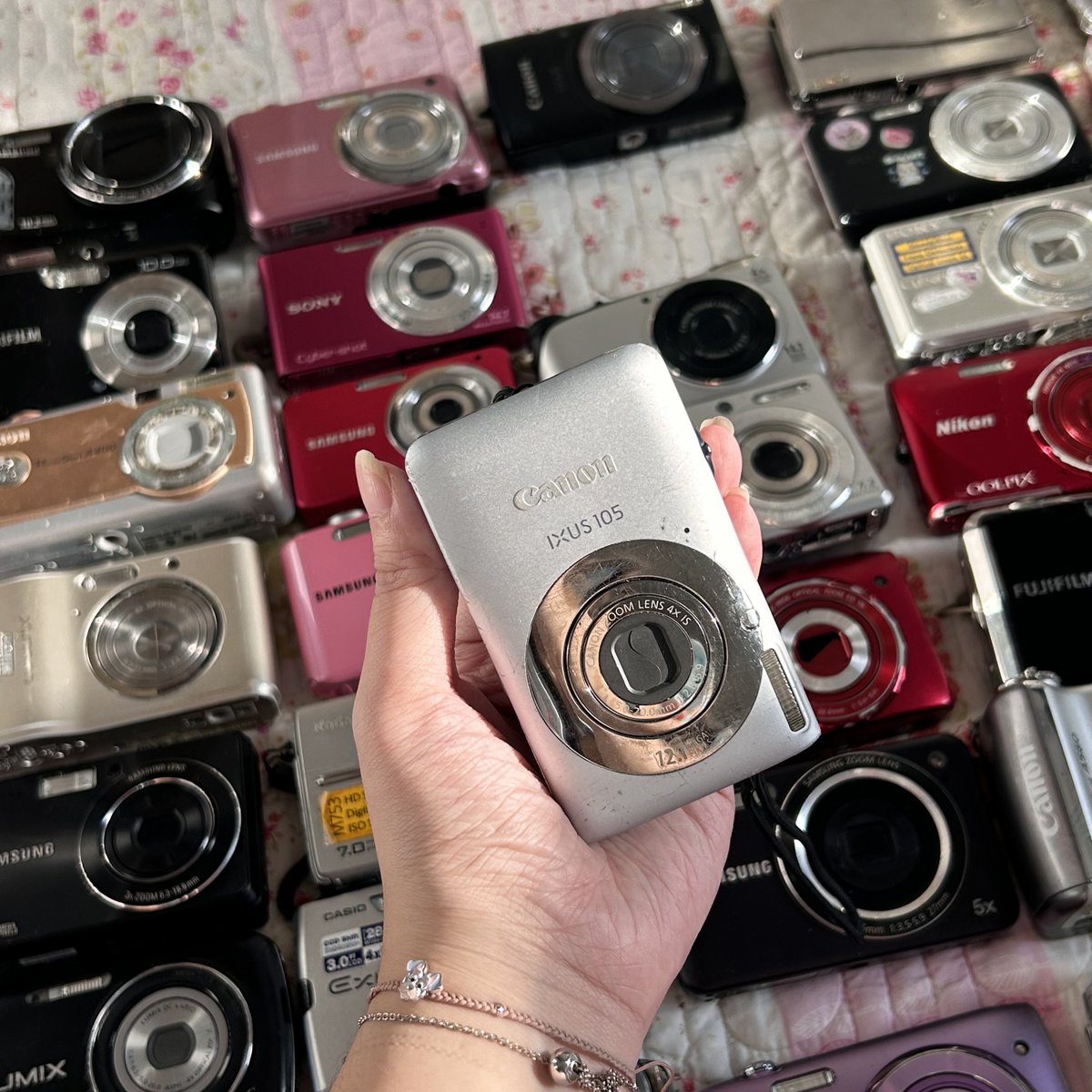 _ggoodgirll_'s tweet image. New dekdek naka ลงพรุ่งนี้ (05/11 ) 19:30  ka ราคาเริ่มหลักร้อยเท่านั้นน้า !!! 
รอบนี้เข้าจุกๆเลยคับ
📌รี+ปักลด100บาท รีบปักกันเลยน้า📌

#กล้องดิจิตอลมือสอง  #กล้องดิจิตอลเก่า  #กล้องดิจิตอล