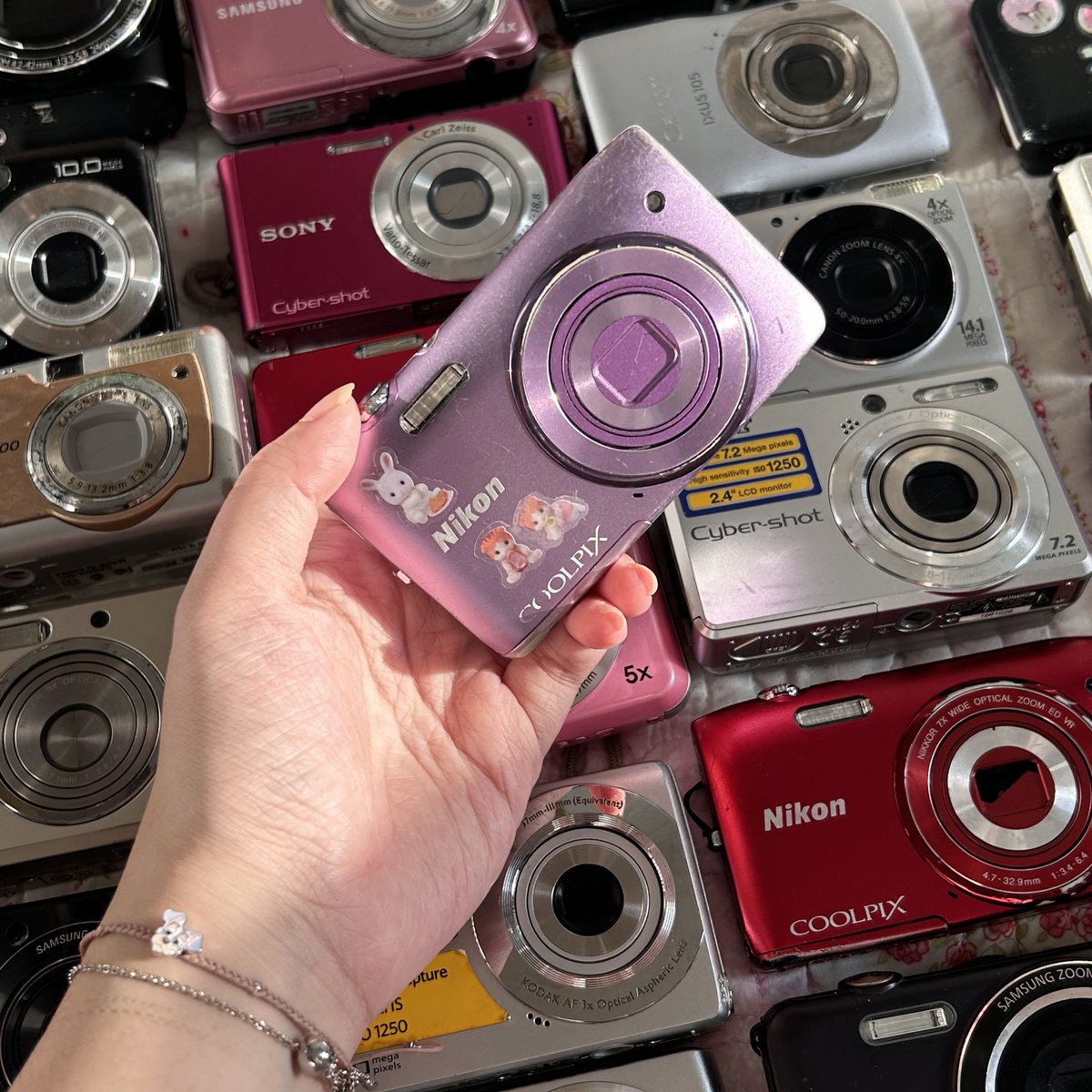 _ggoodgirll_'s tweet image. New dekdek naka ลงพรุ่งนี้ (05/11 ) 19:30  ka ราคาเริ่มหลักร้อยเท่านั้นน้า !!! 
รอบนี้เข้าจุกๆเลยคับ
📌รี+ปักลด100บาท รีบปักกันเลยน้า📌

#กล้องดิจิตอลมือสอง  #กล้องดิจิตอลเก่า  #กล้องดิจิตอล