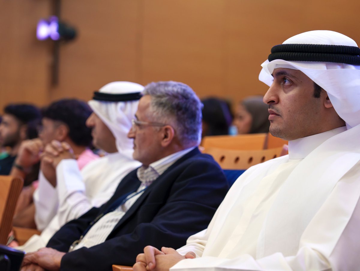 dr_alshalal's tweet photo. استضاف قسم الإعلام والاتصال الجماهيري بكلية الآداب و العلوم في جامعة الخليج للعلوم والتكنولوجيا فريق إستراتيجية وزارة الإعلام ٢٠٢٦-٢٠٣٠ في حلقة نقاشية خاصة مع طلبة وطالبات قسم الإعلام و الاتصال الجماهيري حيث تم طرح العديد من الأفكار و المقترحات لبناء إعلام حديث متطور يعكس رؤية الكويت و هويتها الوطنية. نقدّر حرص الوزارة على إشراك التعليم وصوت الشباب في بناء مستقبل الإعلام. 
#GUST 

#وزارة_الإعلام_الكويت
#استراتيجية_وزارة_الإعلام_26_30