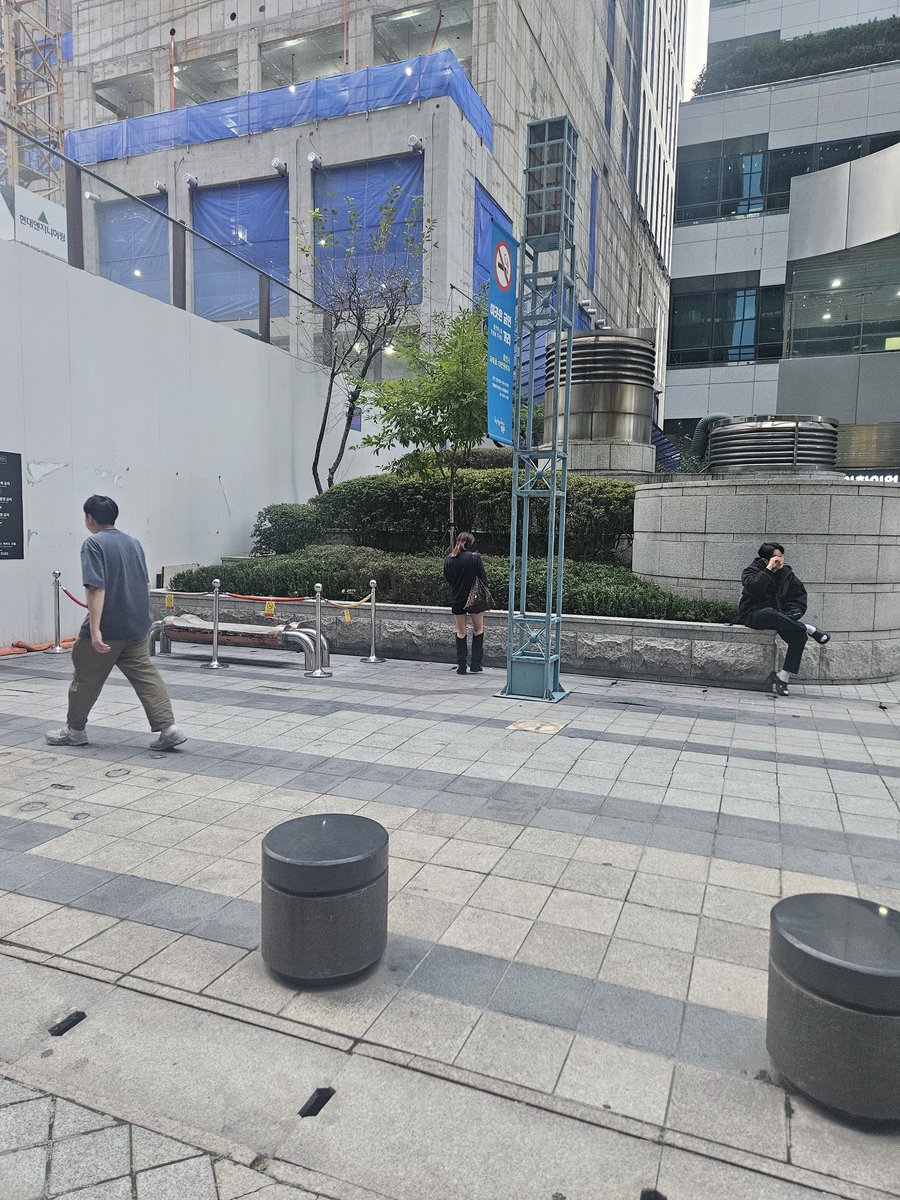 여우도 소고기 무그러 고고

jj마호니스 꽉들어찬 그날 밤