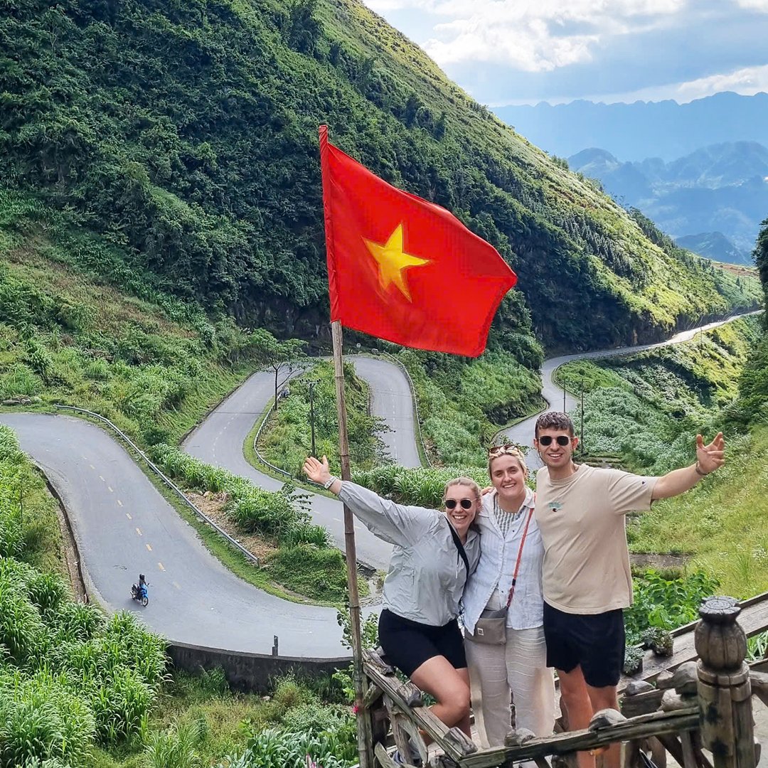 EasyRidersVN's tweet image. 🌄 The Ha Giang Loop - where Vietnam’s mountains, culture, and adventure come together 🏍️

Every turn reveals a new story.

#HaGiangLoop #EasyRidersVietnam #travelvietnam #Vietnam #Vietnamiscalling 

👉 easyridersvietnam.com/motorbike-tour…