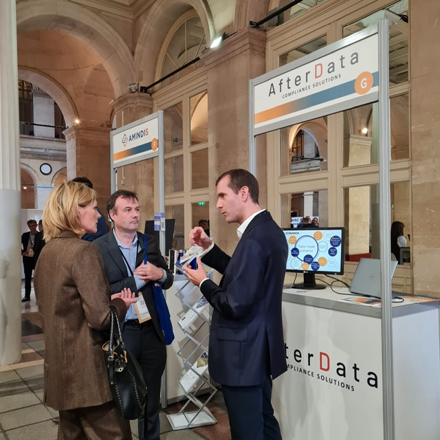 AfterDataFrance's tweet image. AfterData participe à l&apos;AM TECH DAY aujourd’hui.

💡 Venez échanger avec notre équipe sur vos sujets conformité : 
 📅 Date : Mardi 4 novembre 2025
 📍 Lieu : Palais Brongniart, Paris

👉 Rendez-vous sur notre stand G pour en savoir plus ! 
#AMTECHDAY #AfterData #Compliance
