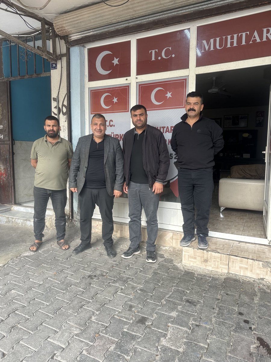 İlçe Başkan Yardımcımız Bekir Denli ile Atatürk mahallesi Muhtarımız HacıBakır kılıçı’ı ziyaret etik.

Muhtarımıza içten muhabbetleri ve misafirperverliği için teşekkür eder, çalışmalarında başarılar dileriz. 

#30gündeŞanlıurfa
#Akçakale