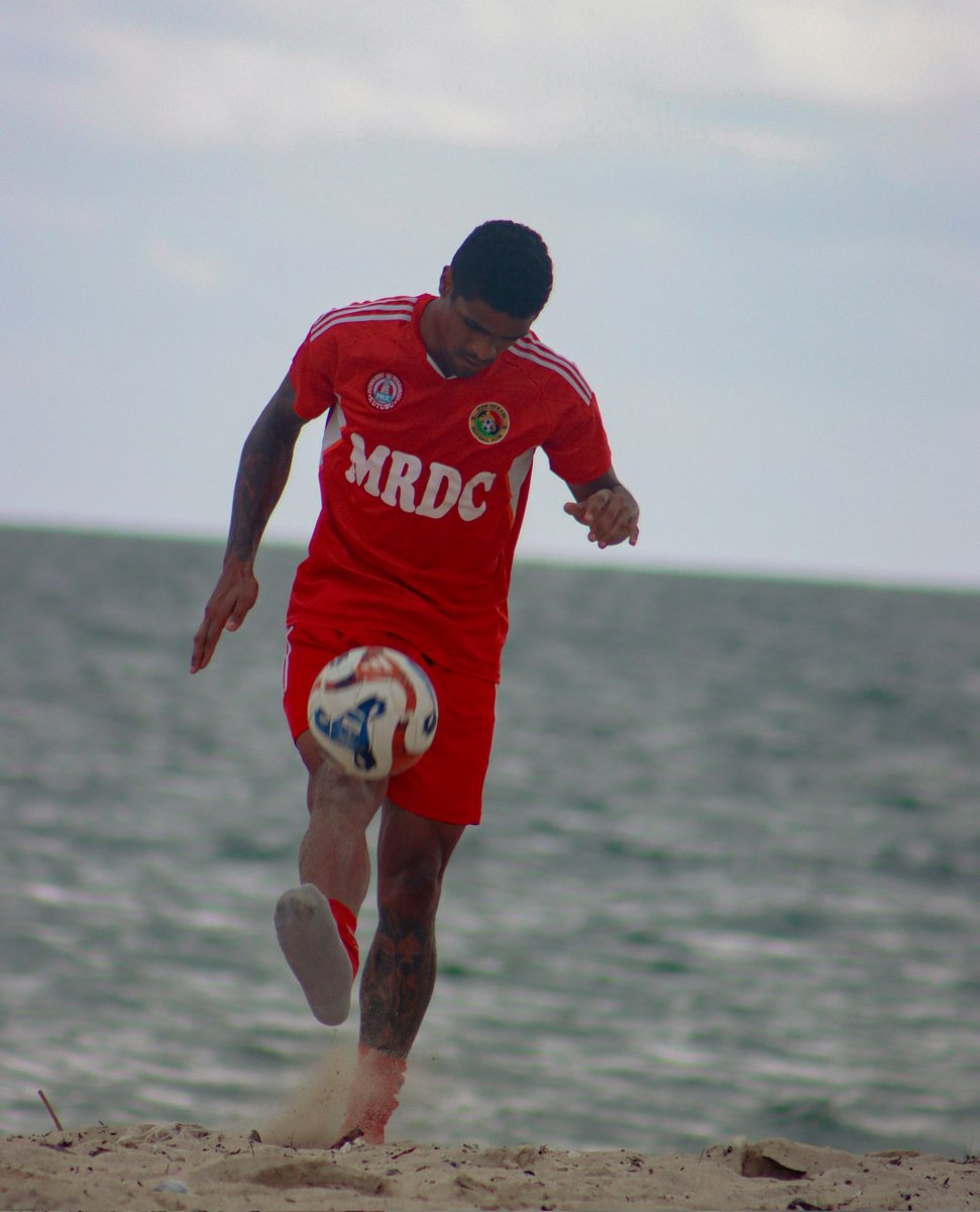 pnghekarifc's tweet photo. The PNG Hekari FC team hit Ela Beach this afternoon for a training session in preparation for the upcoming OFC Professional League kickoff in January 2026 in New Zealand. β±οΈβ½οΈ
#PNGHekariFC #RedArmyRising #OFCProLeague https://t.co/zo60T97ftT