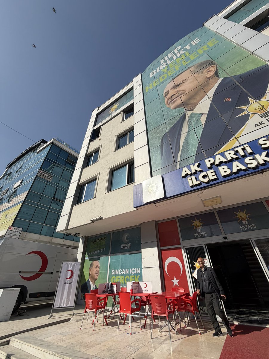 🩸 İlçe binamızda kan bağışı kampanyamıza tüm hemşehrilerimizi bekliyoruz.

Unutmayalım; kan bağışı acil değil, sürekli ihtiyaçtır.