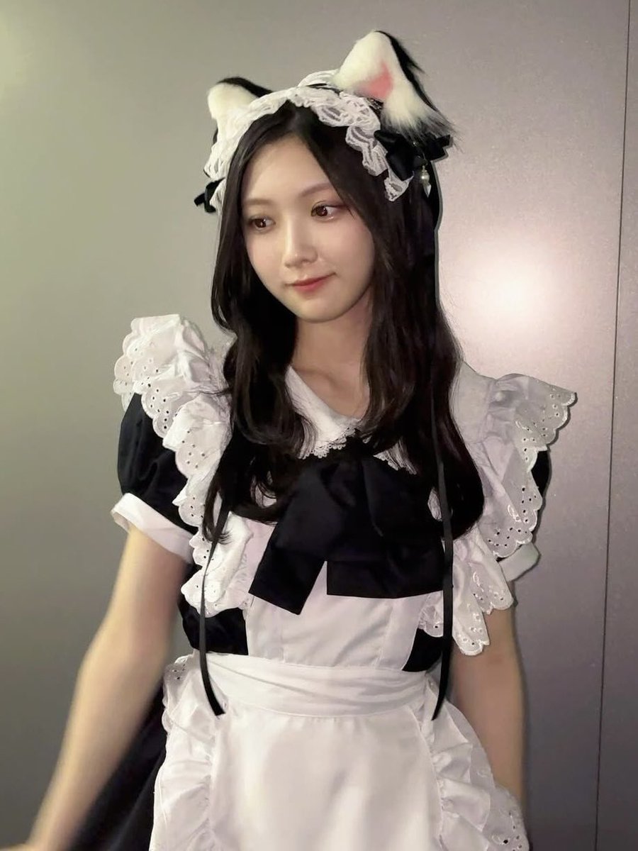 kawa_kawa46's tweet photo. 愛李まじで効くッ💕💕💕
この顔まんこに猫メイドコスプレ最高すぎっ💕💕💕
なんでも言う事効くメイド🩷
スカート捲り上げさせて愛李のパンティー見たいっ💕💕パンティーずらしたら愛李のつるつるロリまんこ🩷
愛李は見られることに興奮して触ってもないのにロリまんこびちゃびちゃ💕
ぺろぺろ舐めたい https://t.co/2bjA7XiZJ8
