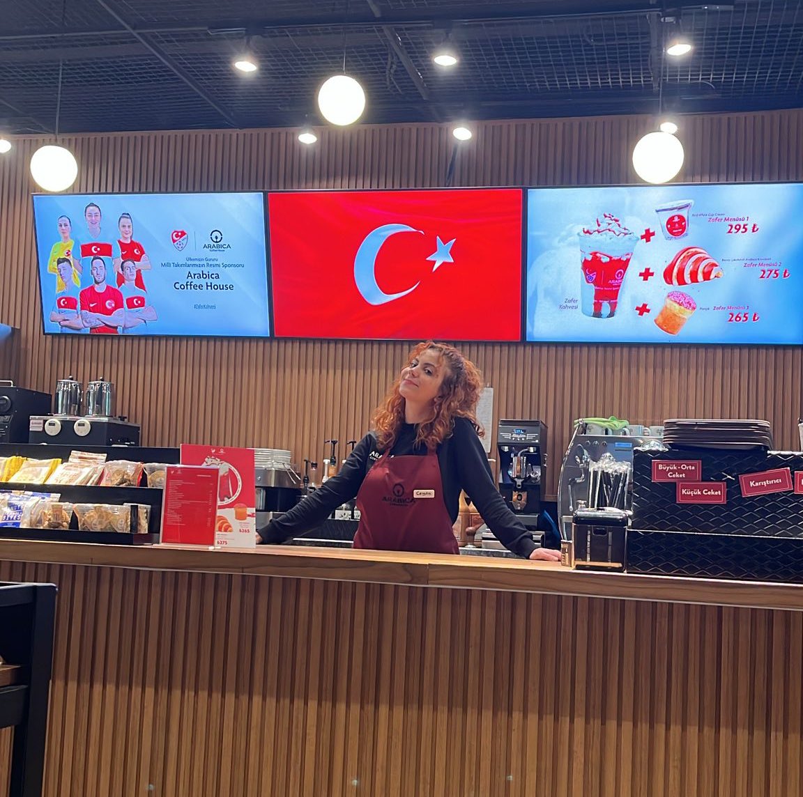 Stajımın ilk altı ayını barista olarak yapma yetkisini hmgs tarafından almış bulunmaktayım