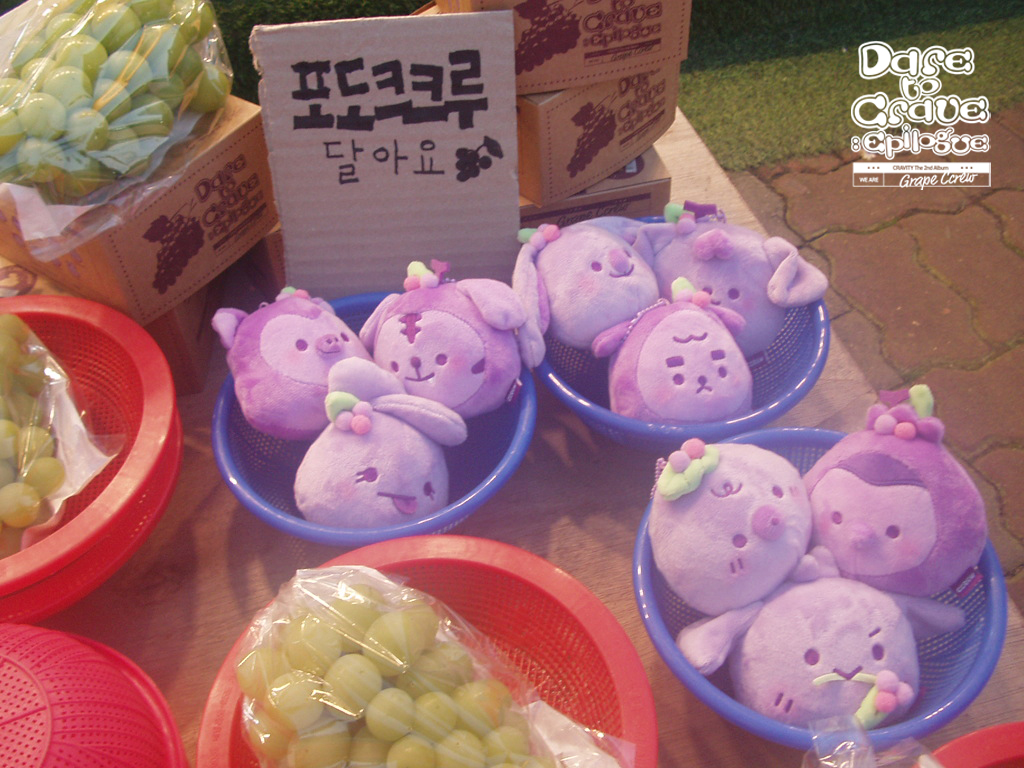 CRAVITYstarship's tweet image. [📢]
포도 크크루 달아요 ~ 🍇
감각 폭발 ✨당도 9단계✨ 이상만 선별
⠀
CRAVITY The 2nd Album [Dare to Crave : Epilogue]
💜포도 크크루 출시 커밍쑨💜
⠀
※ 출시일 : 11월 10일 6PM (KST)
⠀
#CRAVITY #크래비티
#DaretoCrave_Epilogue
#LemonadeFever