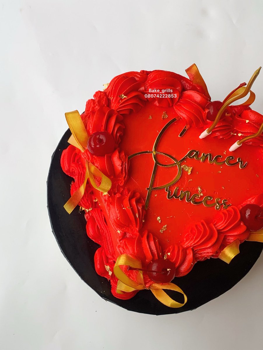 Mubaraqah5's tweet image. 7 inches
2 layers 
2 flavors 
Whipped cream frosting 

📍orogun ibadan 

Please kindly retweet