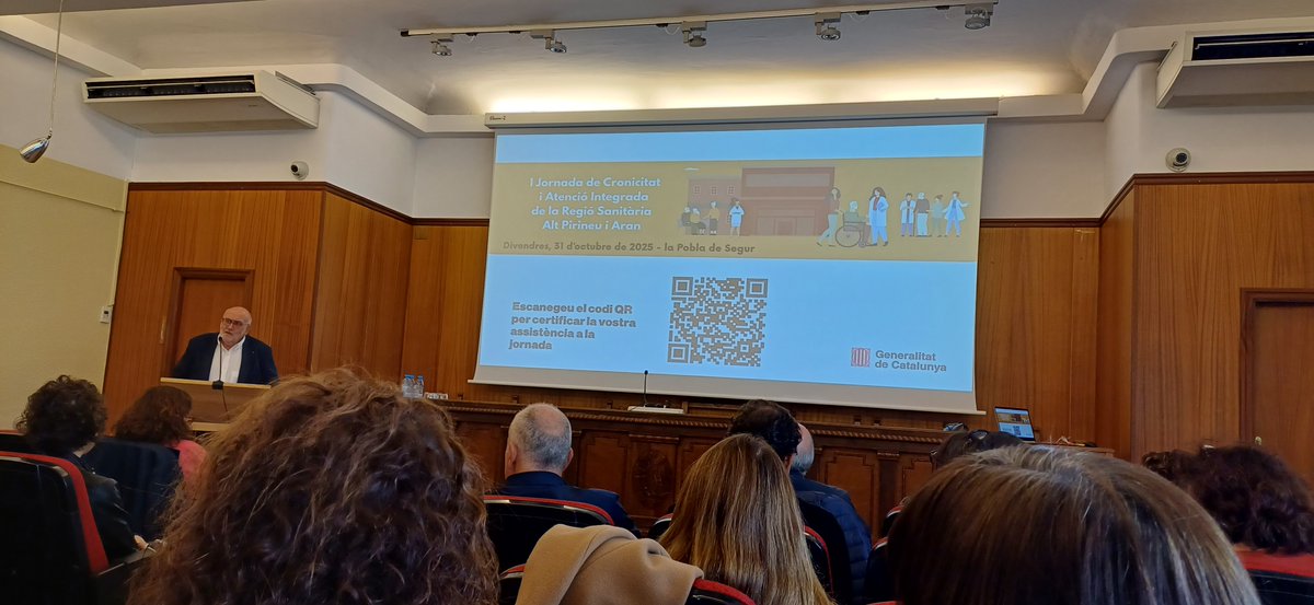 abd_ong's tweet photo. 👥 La setmana passada, professionals d’ABD, de la Residència i Centre de Dia per a gent gran Alta Ribagorça, van assistir a la 1a Jornada de Cronicitat i Atenció Integrada de la Regió Sanitària Alt Pirineu i Aran.

🤝 Una jornada enriquidora que ens impulsa a continuar avançant en la coordinació entre els serveis socials i sanitaris, amb l’objectiu de millorar l’atenció a les persones amb malalties cròniques i en situacions de dependència.

#ABD @salutcat