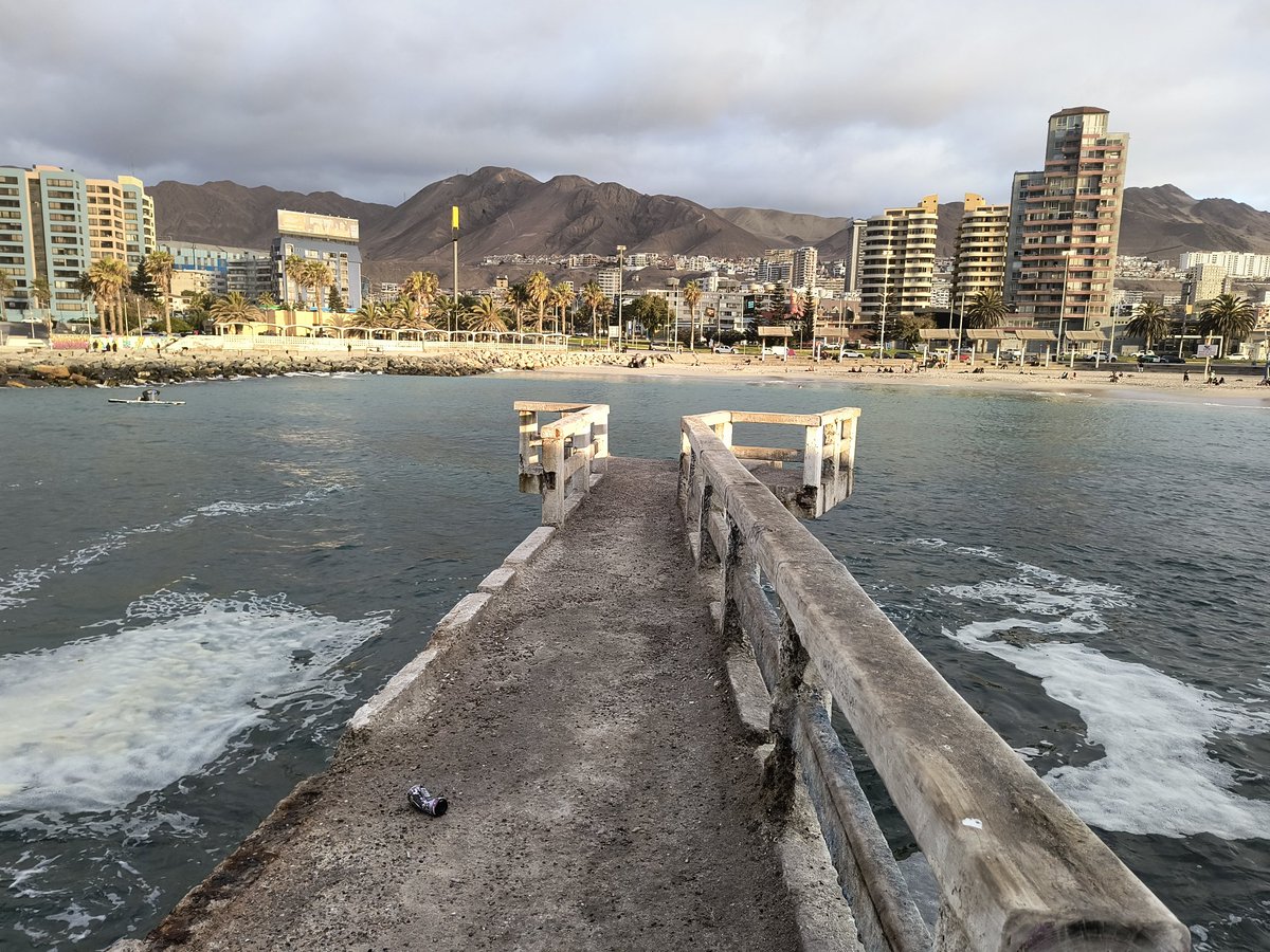 pipe_master's tweet image. El deplorable estado actual de la "puntilla" del Balneario Municipal de #Antofagasta

Y eso que estamos a poco menos de un mes y medio para el inicio de la temporada estival.

@muniantof @SachaRazmilic @diarioafta @TLAntofagasta @desiertofm