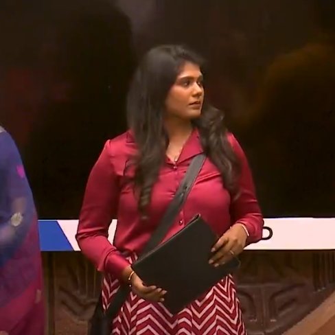 Alexa_1414's tweet photo. Manjari! 😍
Hope she shows what classy is to these HMs

#Biggbosstamil9 https://t.co/mrMi4sFZfI