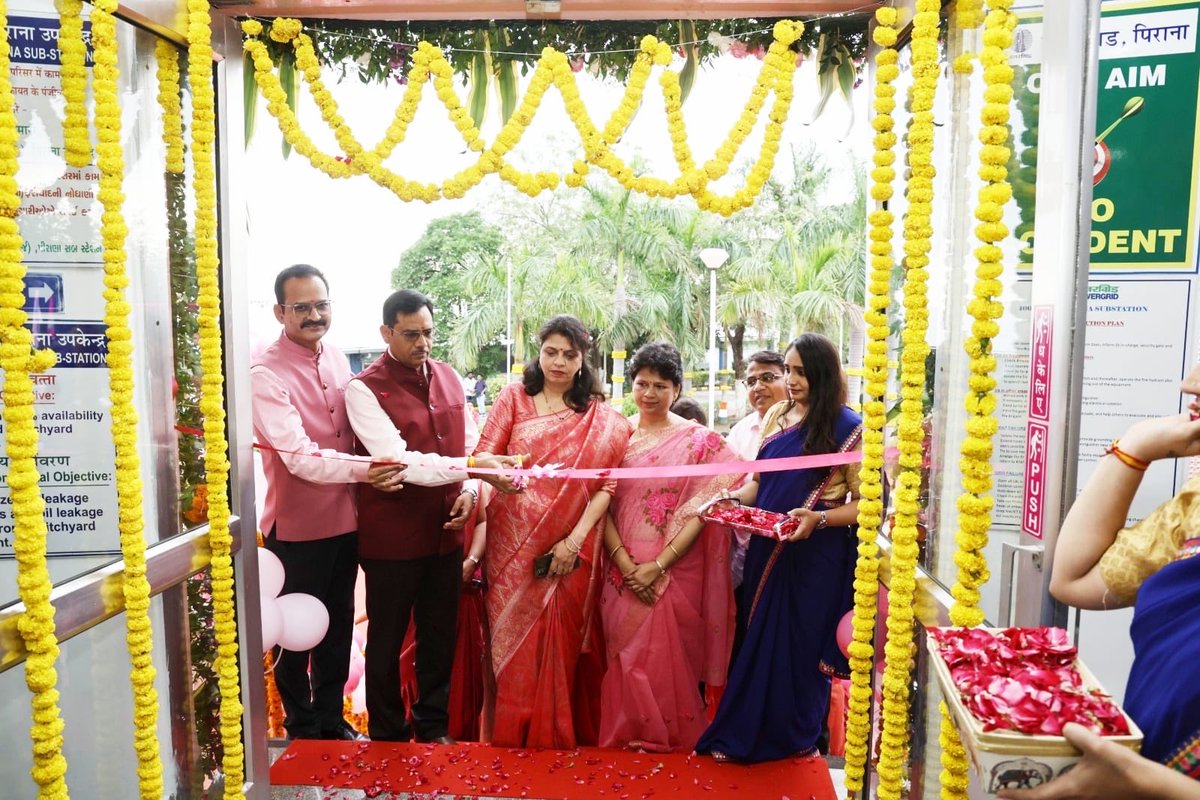 pgcilindia's tweet photo. POWERGRID has declared its 400/220 kV Pirana Substation as the first Pink Substation of its Western Region-II. Pink substations of POWERGRID are operated and headed by women executives in line with its commitment towards Women Empowerment. The Pirana Substation is being led by Smt. Archana Kumari, DGM, POWERGRID. On this occasion, Shri Rajesh Kumar Gupta, Regional Head, WR-II, inaugurated the Pink Substation along with other senior officials. POWERGRID has been consistently rated as one of the Best Places for Women to Work. #PinkSubstation #POWERGRID #WomenEmpowerment #Pirana #TransmittingPowerTransformingLives