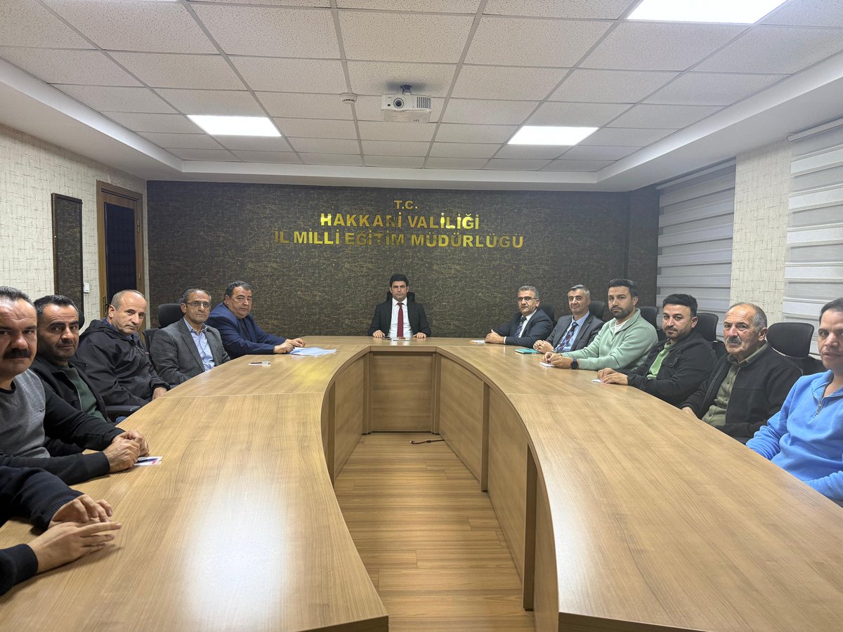 📌 İl Millî Eğitim Müdürümüz İnşaat ve Emlak Birimiyle Değerlendirme Toplantısı Gerçekleştirdi

🏢 İl Millî Eğitim Müdürümüz Sayın Nurettin Yılmaz, Müdürlüğümüz İnşaat ve Emlak Hizmetleri Birimi personeliyle bir araya gelerek kapsamlı bir değerlendirme toplantısı gerçekleştirdi.