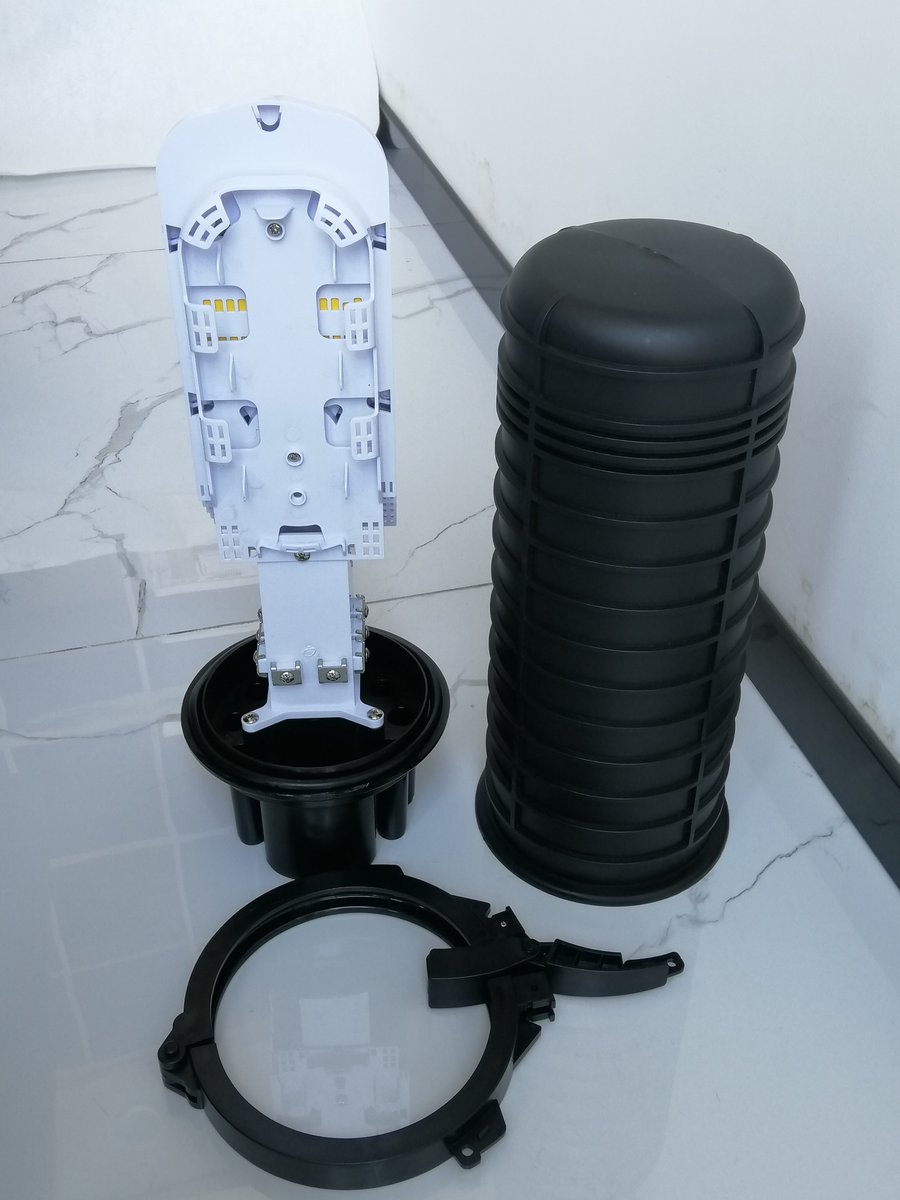 huang21435's tweet image. Max 144 fibers Dome Fiber Optic Splice Closure
Waterproof IP68
Cable port: 8pcs Ф16mm round ports + 1 oval port 38.5*67.5mm support cable entry without cutting
#fiberoptic #spliceclosure #FOSC #ISP #Telecom