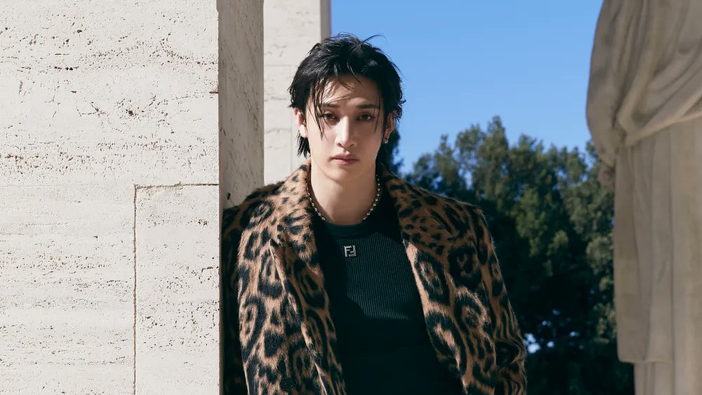 namastehallyu's tweet photo. Fendi teams up with brand ambassador Stray Kids' Bang Chan for an exclusive music project titled ‘Roman Empire’. Out now.
@Fendi @Stray_Kids
#FENDI #BangChan #StrayKids
#RomanEmpire #FendixBangChan https://t.co/z9yH3BcqTc
