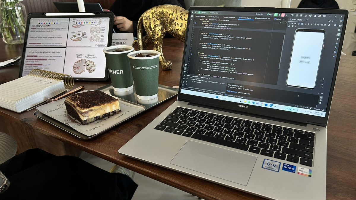 يد تبرمج ويد تداوي ❤️