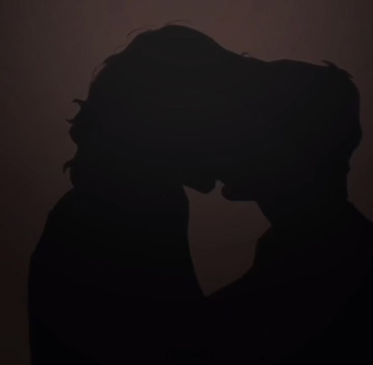 (ǝı̣ʇsǝq sǝı̣ɯɐſ) ssı̣ꓶ🌙 tweet media