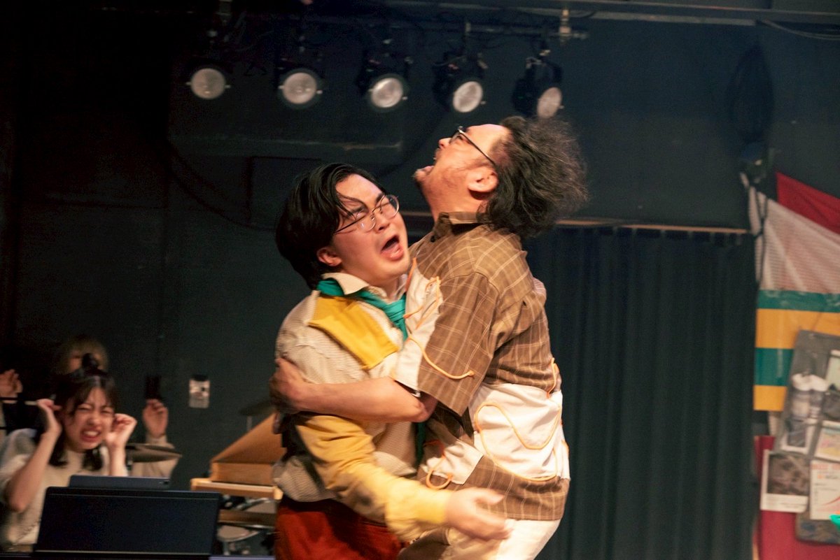 くずうたいが tweet media