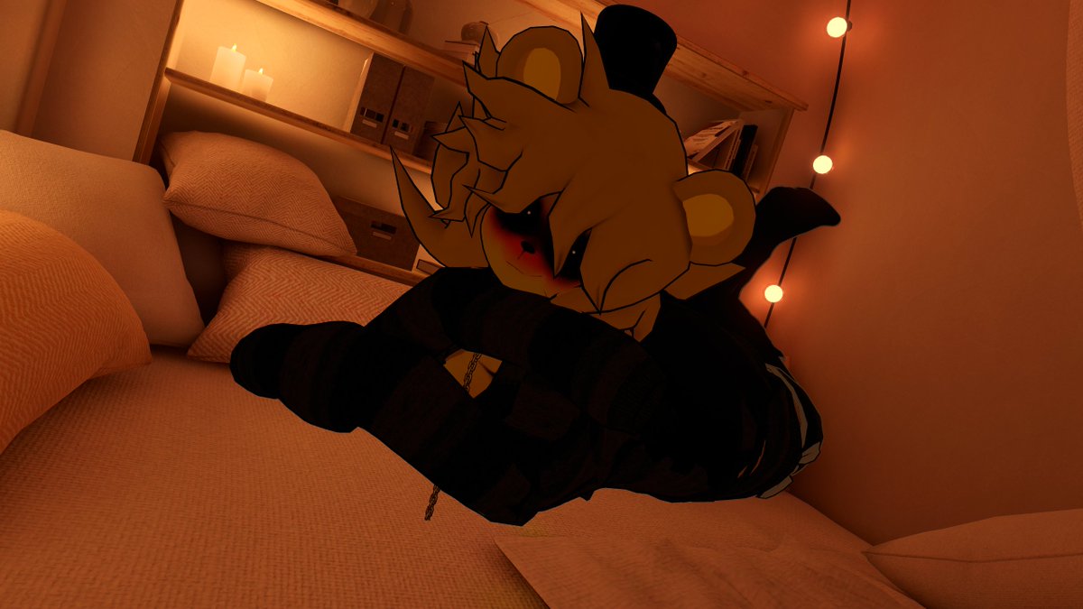 network_tay's tweet image. Cozy Golden Vibes [1/2]