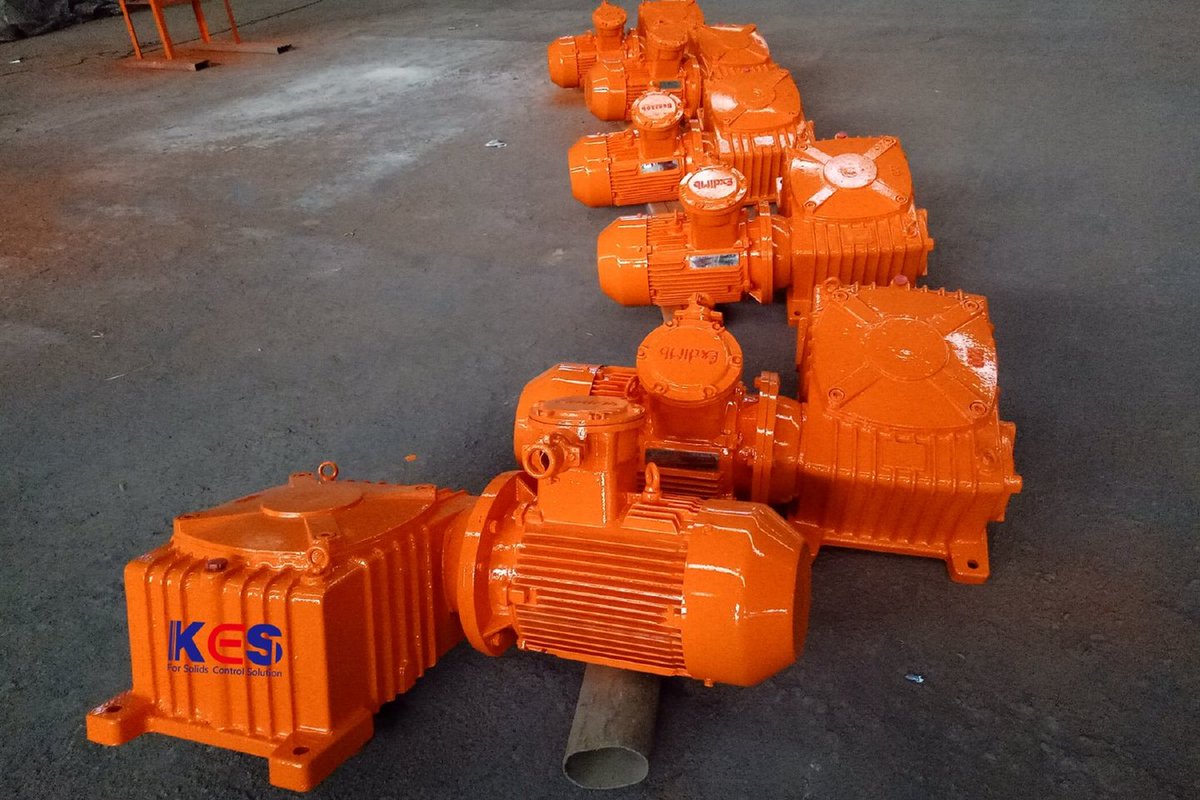 KES_Energy's tweet image. KES Mud Agitator: Essential for solids control systems! Installed in mud tanks to stir drilling fluid, preventing solid particle deposition. Composed of motor, reducer, stir rod &amp;amp; impellers. #KES #MudAgitator #SolidsControl #DrillingEquipment #FYP
kessolidscontrol.com