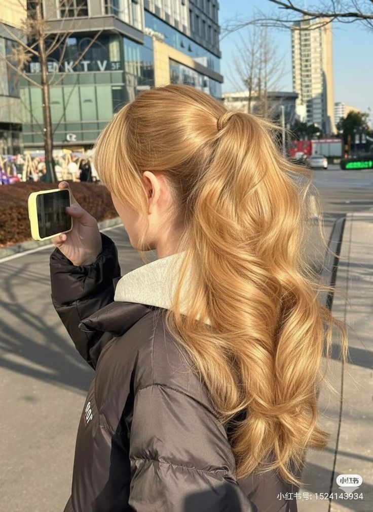 Outfit_Luxy tweet picture
