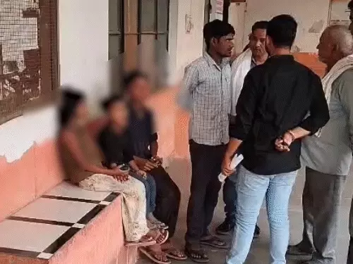 ShoneeKapoor's tweet photo. In today’s India, laws have no soul left for kids, elders, or men — only “woman” matters.

In Etah, a mother of 4 children ran away with a man she met on Instagram. When police found her and brought her to court, she flatly said to the SDM —

“I don’t want to live with my husband anymore.”

The moment she said this, her four children and old father-in-law broke down in tears.
The old man cried,
“She found a friend on mobile… but never thought how her kids will live without a mother.”

A complete family shattered — but no law asks her to be accountable.
No court will ask, “Who will care for the kids? Who will care for the old parents?”

Because in India, laws have been designed to protect “women’s feelings,” not families.
Men suffer.
Children suffer.
Elders suffer.
But the system only knows one victim — “the woman.”