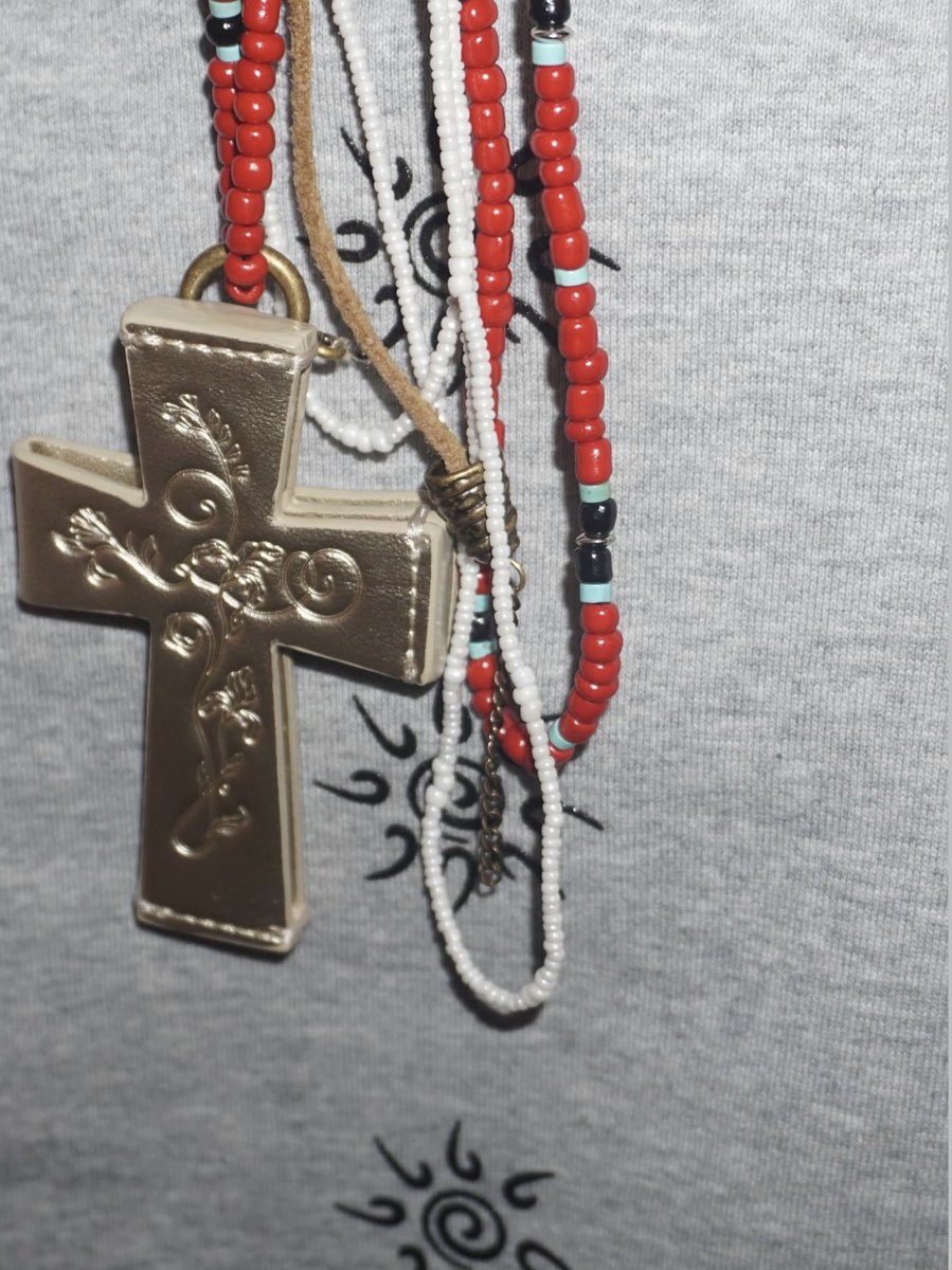 ✝️ I pray for ⋆⋆⋆ 🕯️
cross strap ของ sculptor ลด 44% เหลือ 1,520.- free ems เท่านั้นค่า ส่งกลับแอร์