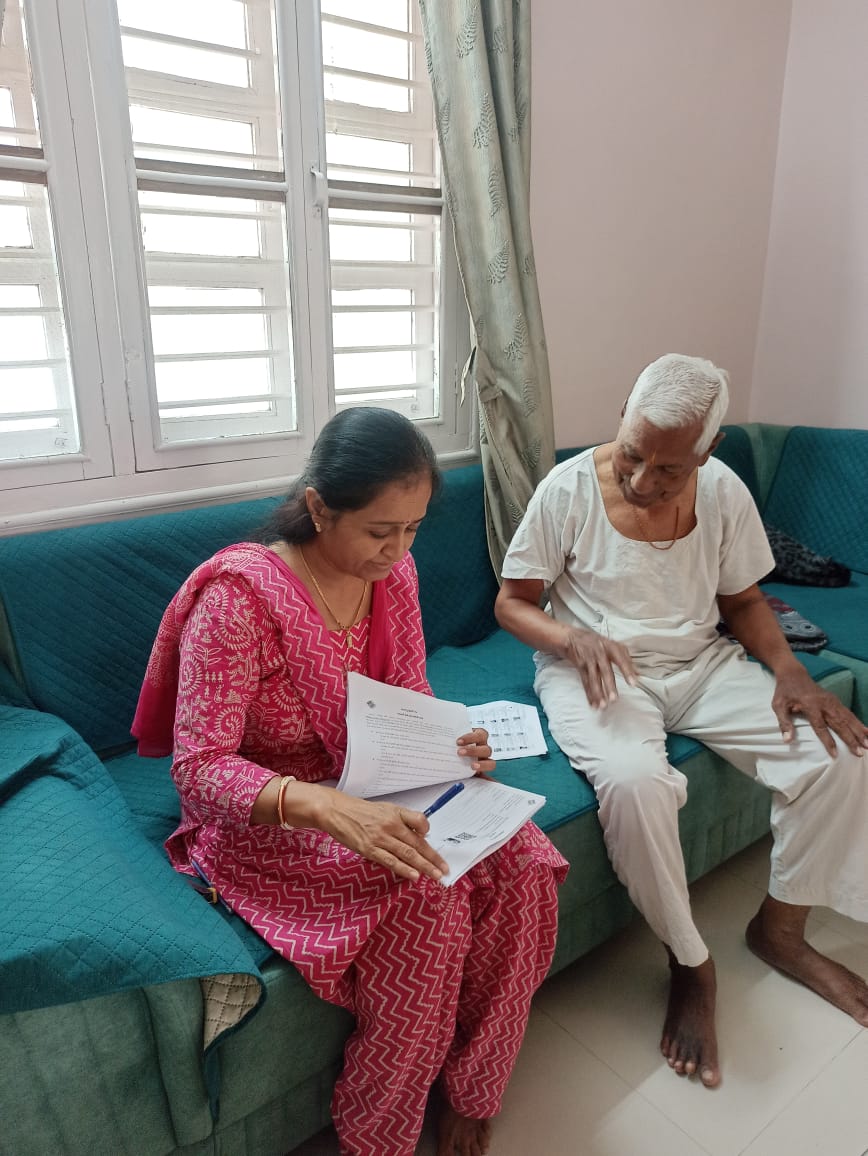 Distribution of Enumeration forms at 112- Anand assembly constituency.
#SIR2025
<a href="/CollectorAnd/">Collector and DM Anand</a> <a href="/CEOGujarat/">Chief Electoral Officer, Gujarat</a> <a href="/SpokespersonECI/">Spokesperson ECI</a>