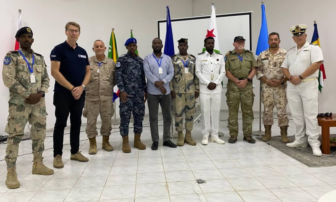 YasmiinAli32's tweet image. “EU-led joint training in Djibouti brought together Somali, Puntland, and Somaliland maritime forces. 🤝 While the skills were shared, true cooperation and unified action along our coasts remain a work in progress. 🌊⚓ #Somalia #MaritimeSecurity #EUTraining”