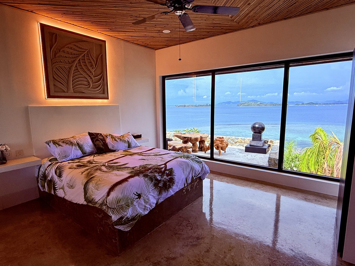 KenchanISGCPA's tweet image. 高級ヴィラの視察。絶景です🏝️

#ロンボク島 #視察中 #沖縄離島の会計士