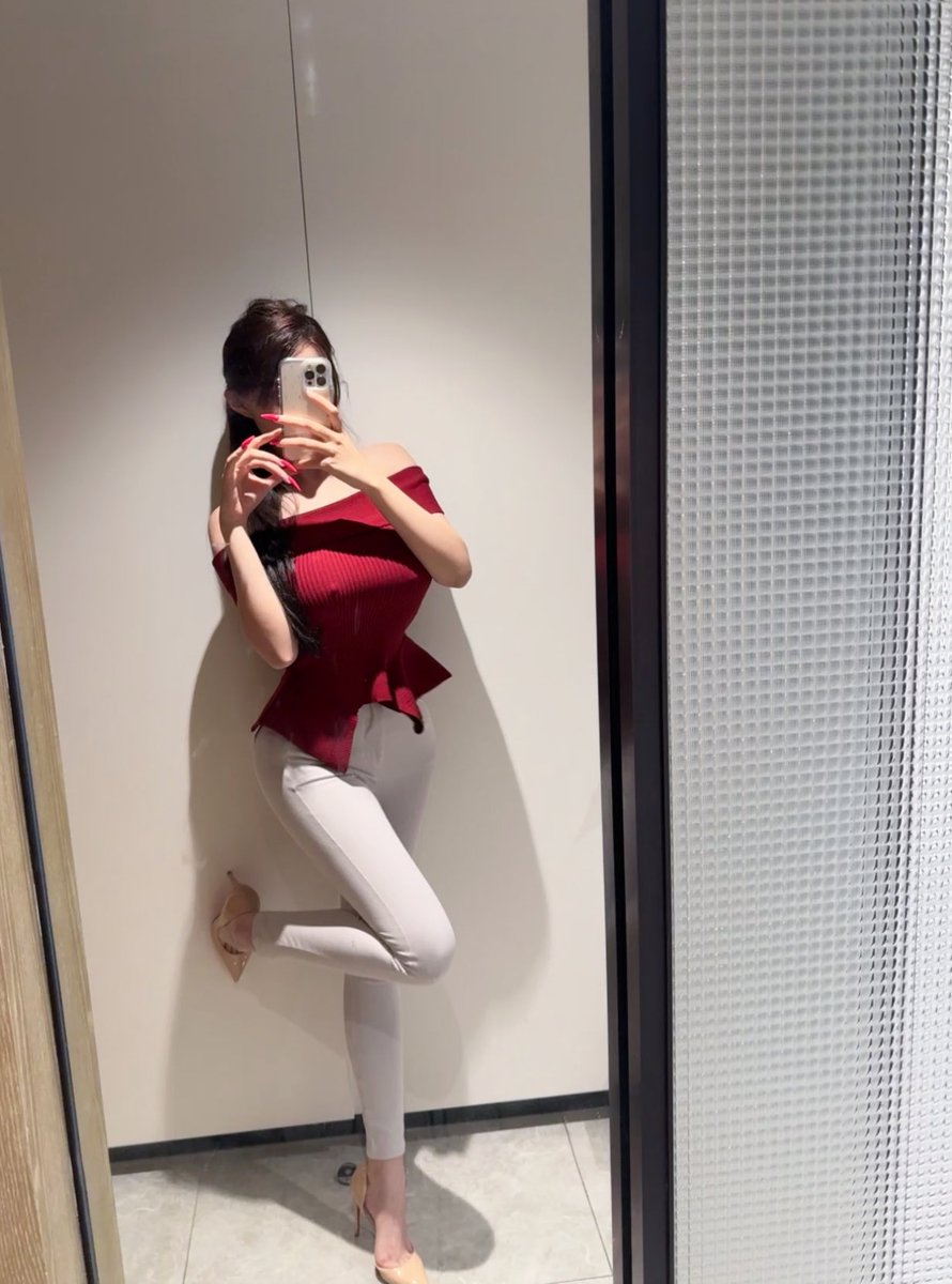 ootd https://t.co/dybPCLN7Iv