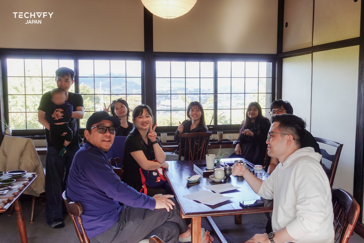 Techvify_Japan's tweet image. 先週末はTechvify Japanのみんなでチームビルディングへ！
自然に囲まれて、笑って、いっぱい喋って、最高のリフレッシュになりました✨
仕事の話も、ちょっと真面目な話も、ゲームも、全部ひっくるめてめっちゃ楽しかった！

次のイベントももう楽しみ！💪

#TechvifyJapan #会社旅行