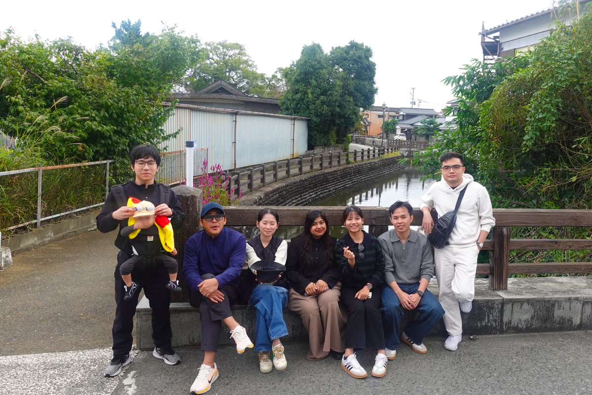 Techvify_Japan's tweet image. 先週末はTechvify Japanのみんなでチームビルディングへ！
自然に囲まれて、笑って、いっぱい喋って、最高のリフレッシュになりました✨
仕事の話も、ちょっと真面目な話も、ゲームも、全部ひっくるめてめっちゃ楽しかった！

次のイベントももう楽しみ！💪

#TechvifyJapan #会社旅行