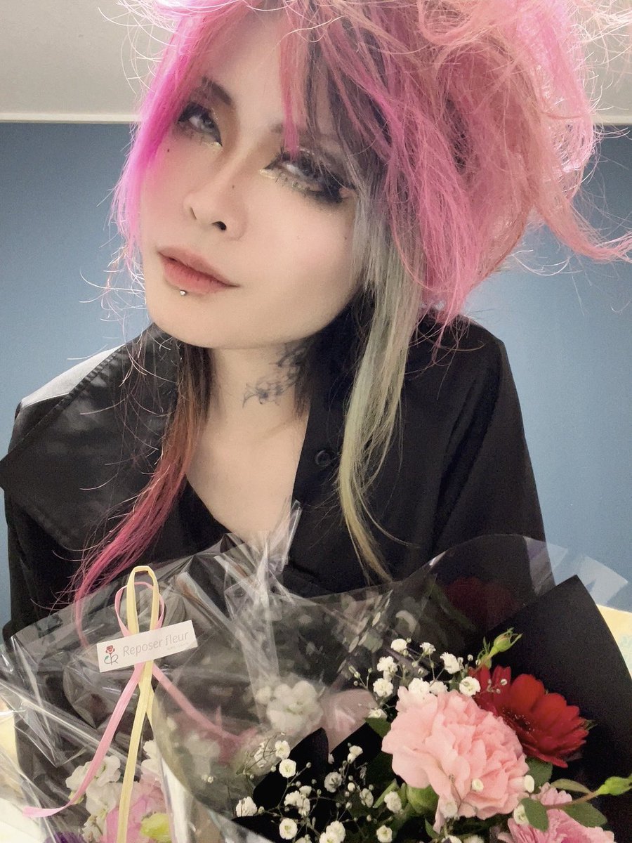 ALOHA様♡ありがとうございます♡ 福岡帰ってきたら毎回ここぜったいくる!!!🌺🤙🏻 ̖́- おとはの世界一