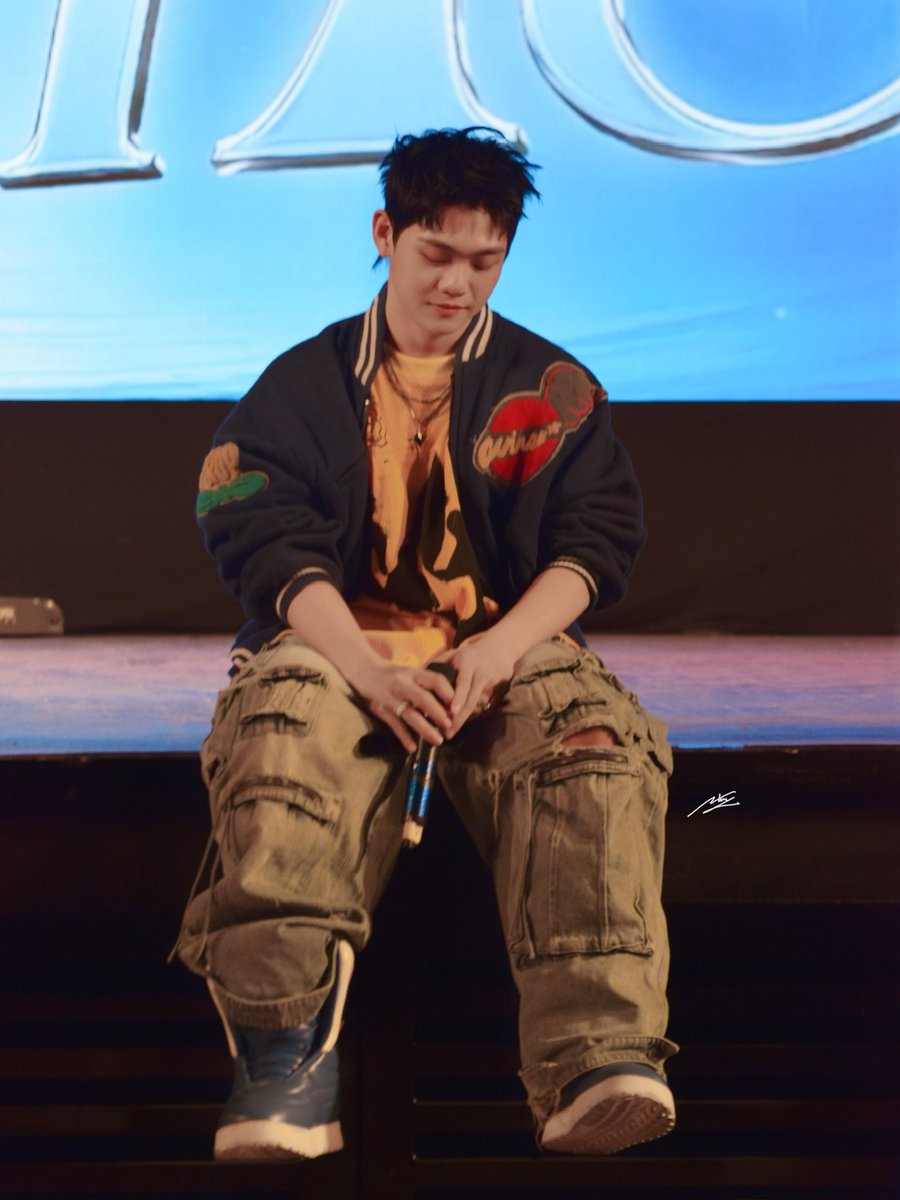 jaysonlei2404's tweet photo. 251029
🎤Jaysonlei at CET
#jaysonlei #anhtraisayhi2025 https://t.co/0X9LEksfTN