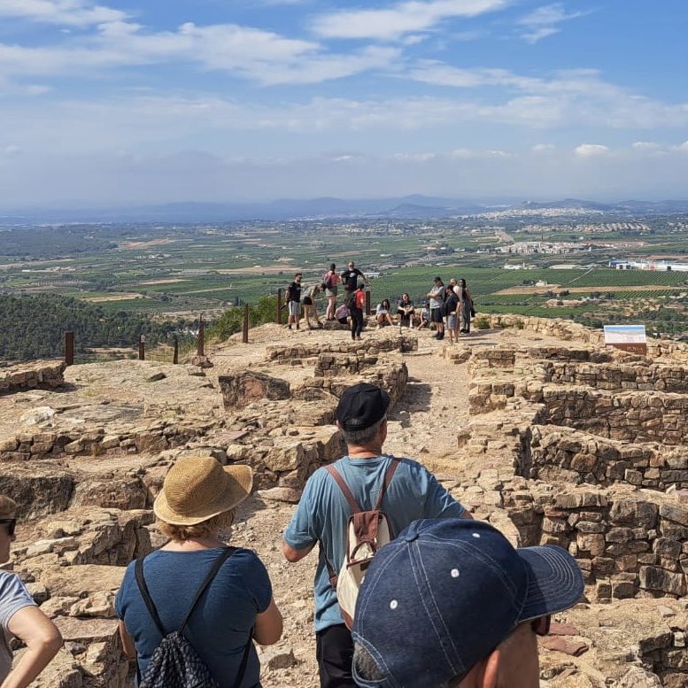 🙋🏼 🌳 🏛️ Buscant els millors plans que conjuguen natura, història i patrimoni?

La #RutaDelsIbers arriba al rescat amb fantàstiques propostes per a descobrir tres espectaculars jaciments arqueològics🏺 ✨

(1/4) 👇🏼