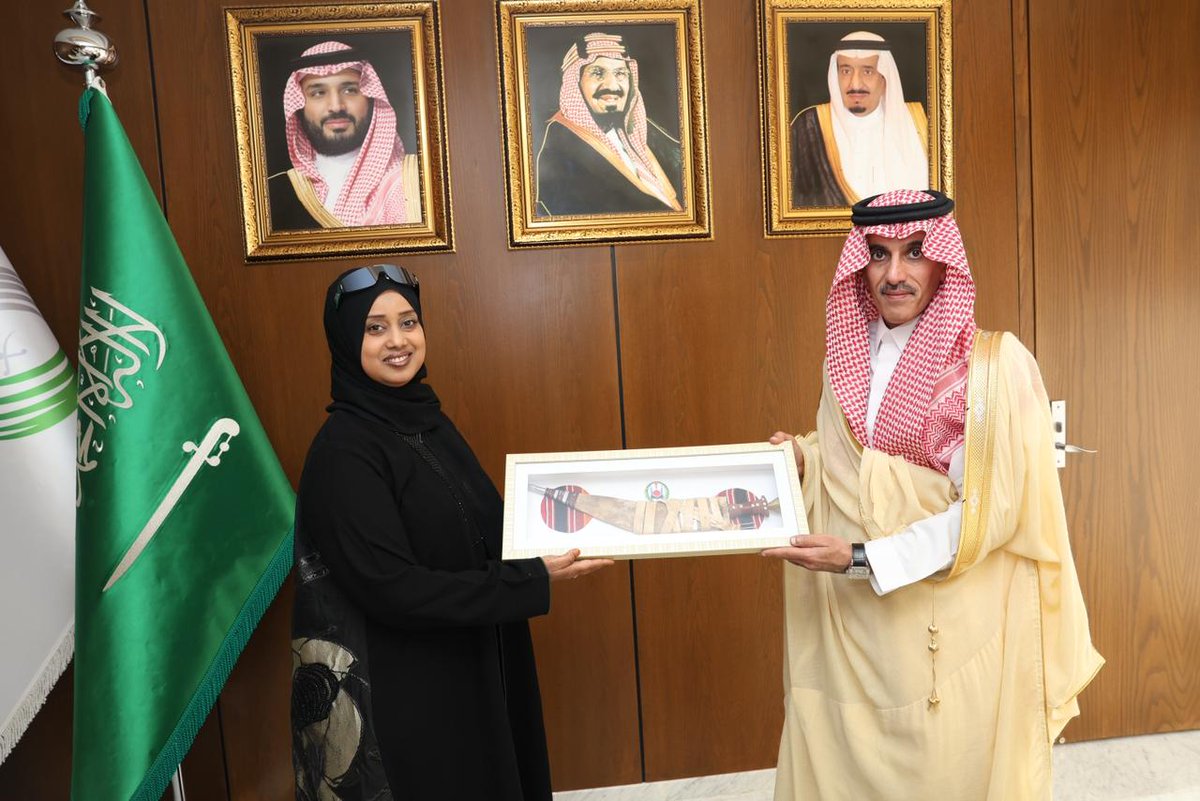 FdedFded1's tweet image. 🇩🇯🤝🇸🇦  La coopération entre le FDED et le SFD se renforce !
Mme Nasro Habib Ibrahim a rencontré M. Faisal Al-Qahtani à Riyad pour consolider un partenariat clé au service du développement de #Djibouti. 🇩🇯
#FDED #SFD #Coopération #DéveloppementÉconomique