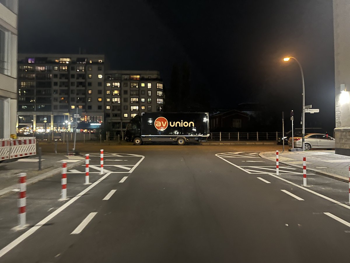 Die Planckstraße bietet sich ja an als Fahrradstraße, aber wird es (erstmal) nicht?! <a href="/cschriner/">Christopher Schriner</a>