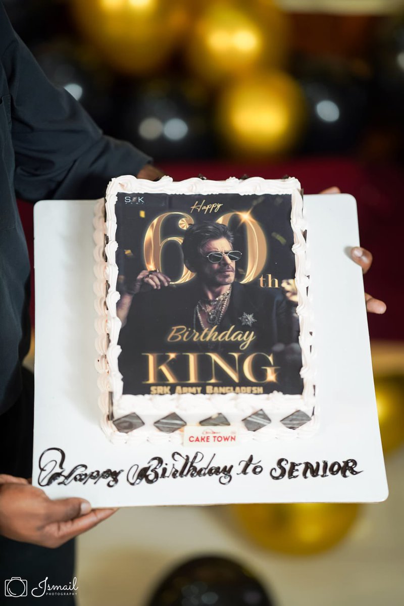 TeamSRKsArmy's tweet photo. Our Bangladesh members celebrated SRK’s birthday in true King Style! 👑
Love and admiration for the King knows no borders. ❤️ @iamsrk 
#SRK #SRKsArmy #HappyBirthdaySRK #King https://t.co/yV7Mbs7yPc
