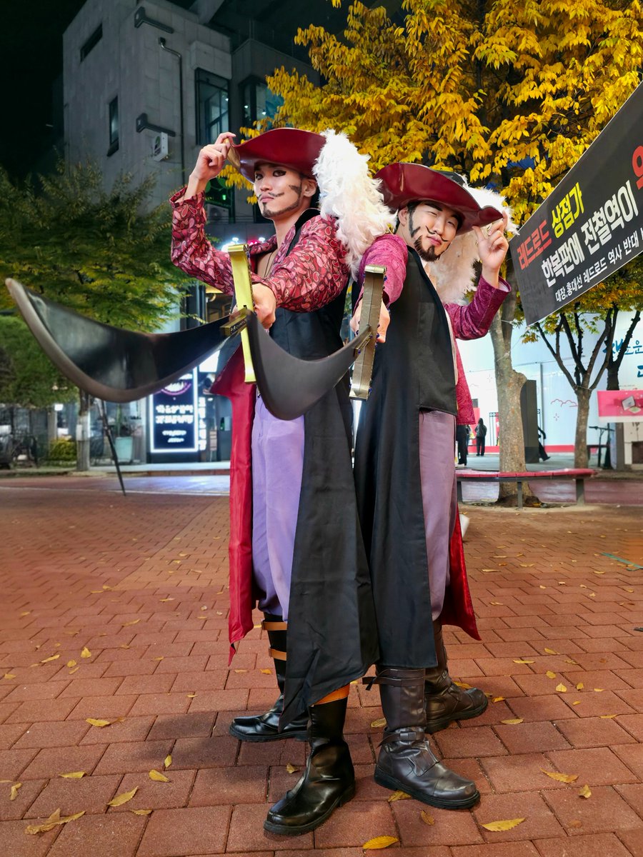 happpy_hs's tweet image. 2025.10.31 할로윈 홍대

미호크 Ctrl C +Ctrl V
@cosplay_anjeol