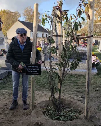 Journée mondiale pour le droit de mourir dans la dignité- Jargeau 
<a href="/ADMDPRESSE/">ADMD - Service Presse</a> <a href="/ADMDFRANCE/">Mourir dans la Dignité</a> #LoiFindeVie

larep.fr/jargeau-45150/…